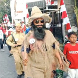 Semarak HUT RI di Surabaya, Jalan Sehat Berhadiah Umrah hingga Sepeda Motor