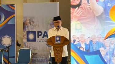 Zulhas Minta Gaji Kader PAN Dipotong untuk Bantu Korban Gempa NTT dan Karhutla Kalimantan