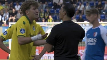 Legenda Belanda Bela Ole Romeny Kena Kartu Merah Menit Ke-5, Fortuna Sittard Ditumbangkan AZ Alkmaar 0-2