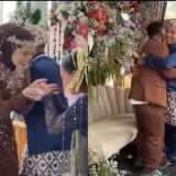 Menikah di Hari yang Sama, Pasangan Mempelai Ini Saling Kondangan Pakai Baju Pengantin