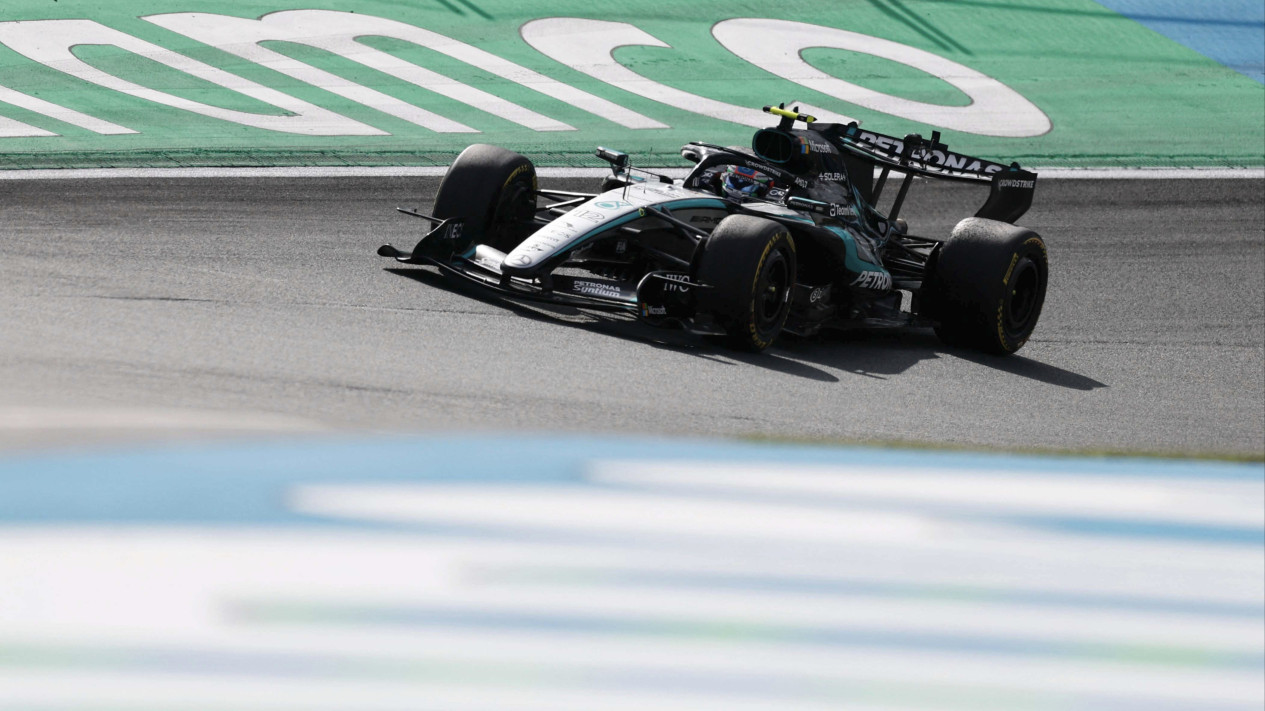 Klasemen Formula 1 2026 Usai F1 GP Belanda: Lewis Hamilton Tempel George Russell, Kim Antonelli Tak Tersentuh di Puncak
            - galeri foto