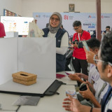 Relawan Bakti BUMN di Samosir: Limbah Eceng Gondok Disulap Jadi Pupuk Bernilai Ekonomi