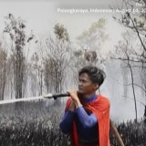 Terungkap Sosok  Superman  yang Viral Padamkan Karhutla Palangkaraya Kalimantan Tengah