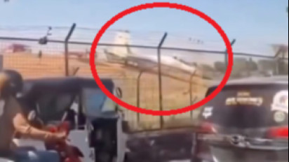 Detik-detik Menegangkan Pesawat Sukhoi TNI AU Tergelincir di Bandara Hasanuddin