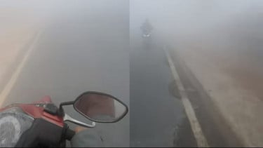 Viral, Asap Karhutla Kalimantan Kian Tebal, Pengendara Bunyikan Klakson Di Jalan Demi Keselamatan