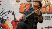 Siswa SMP Ini Ukir Prestasi Lewat Kreativitasnya Bermasin Alat Musik