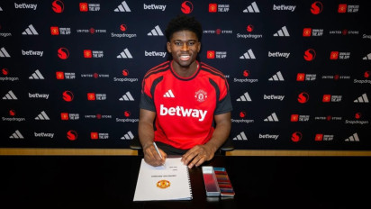 Manchester United Akhirnya Resmi Rekrut Carlos Baleba dari Brighton, Bruno Fernandes Bilang Begini