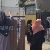 Viral Puluhan Ibu-ibu Geruduk Rumah Mewah di Jaksel, Teriak Histeris Minta Proses Renovasi Dihentikan