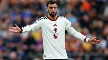 Manchester United Awali Musim dengan Kekalahan, Bruno Fernandes Justru Resmi Jadi Pemain Terbaik Liga Inggris 2025-2026