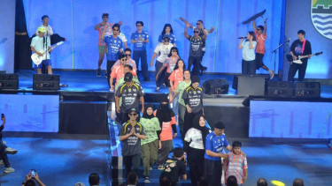 Laris Manis! Jersey Terbaru Persib Bandung Langsung Tembus Lebih dari 2 Ribu Pesanan usai Resmi Diluncurkan