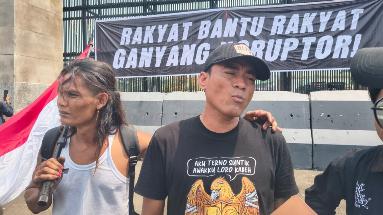 Cerita Botok, Bawa Beras hingga Minyak Goreng dari Kampung Sebelum Demo 27 Agustus
            - galeri foto