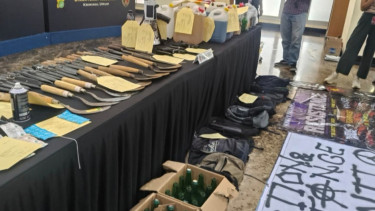 Polda Metro Jaya Amankan Sajam Hingga Bahan Pembuat Bom Molotov Jelang Aksi di Jakarta
