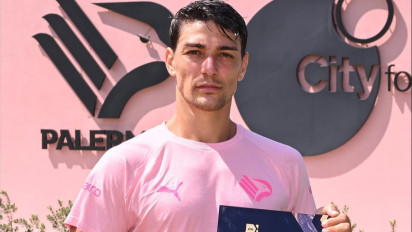 Palermo Pamerkan Federico Barba usai Raih Gelar Transfermarkt Player of the Season 2025-2026