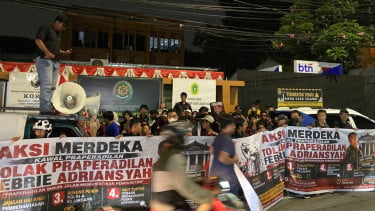 Massa Aksi Apresiasi Hakim PN Jaksel, Praperadilan Febrie Adriansyah Perkara Nomor 134 Ditolak