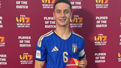 Proyek Golden Generation AC Milan, Kini Incar Bek 18 Tahun Italia yang Bersinar di Borussia Dortmund