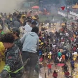 Viral! Sembahyang Rebut di Singkawang Ricuh, Warga Serbu Persembahan Sebelum Ritual Selesai