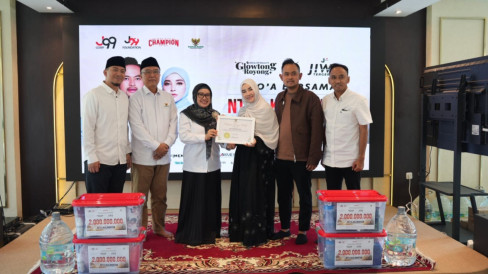 Bantuan Kemanusiaan Senilai Rp2 Miliar Disalurkan Untuk Korban Bencana di Kalimantan dan NTT