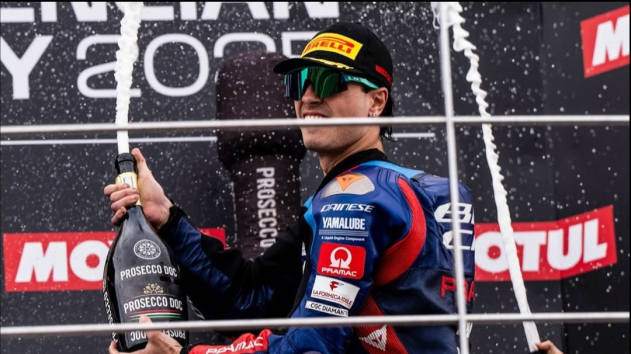 Resmi Promosi ke Pramac Musim Depan, Izan Guevara Jadi Rookie Ketiga yang Dipastikan Bertarung di MotoGP 2027
            - galeri foto