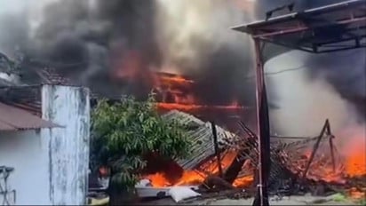 Dua Gudang Kapuk di Pati Ludes Terbakar, Kerugian Tembus Rp300 Juta