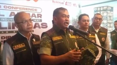 Reda Manthovani Ajak Satlinmas Peran Aktif Edukasi Masyarakat Soal Sampah