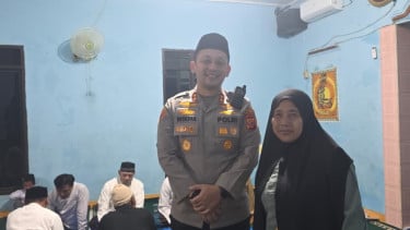 Kado HUT ke-58, Kapolres Bogor Antar ART yang Bekerja Sejak Usia 9 Tahun Berangkat Umrah