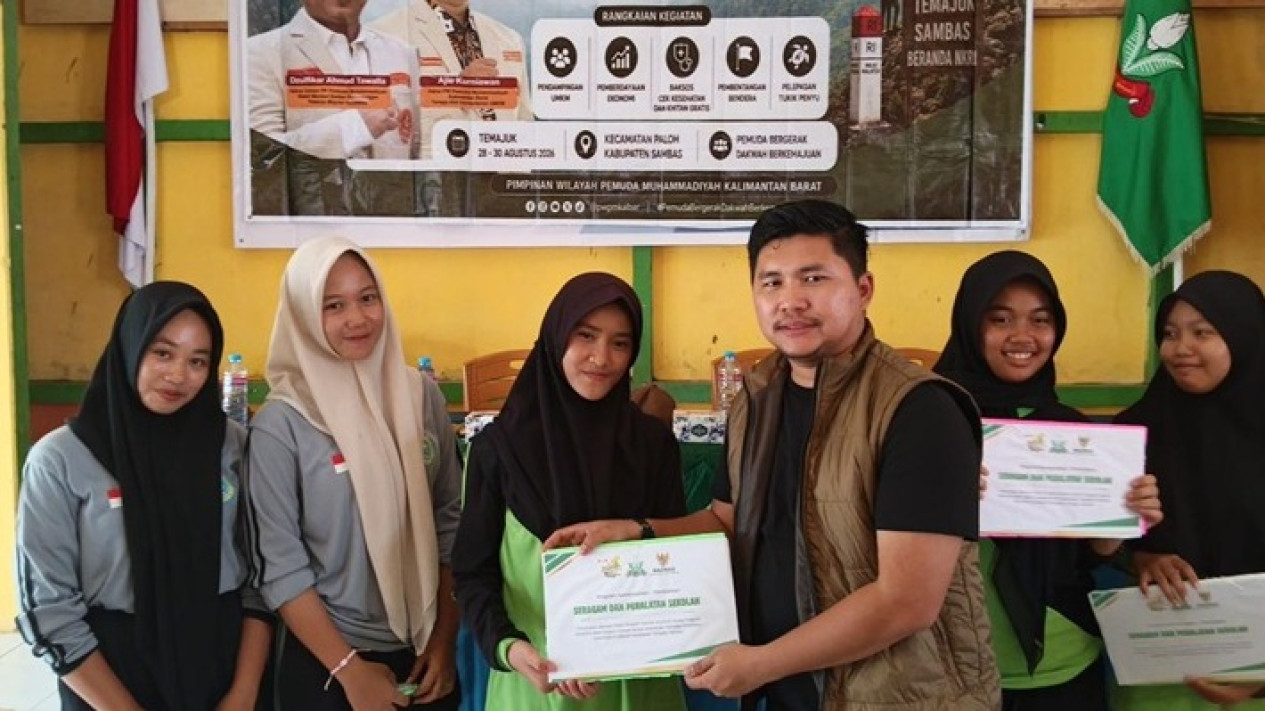 Ekspedisi Batas Negeri Hadir di Temajuk, "Ekor Kalimantan" yang Menjadi "Muka Indonesia"
            - galeri foto