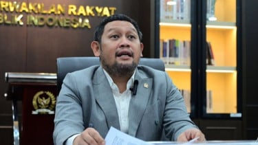 Komisi 3 DPR Minta Polri Usut Kematian Bambang Saat Ricuh di Pejompongan