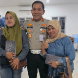 Kakorlantas Polri Santuni Janda Ojol Korban Laka, Irjen Wibowo: Duka Kalian Tak Sendiri