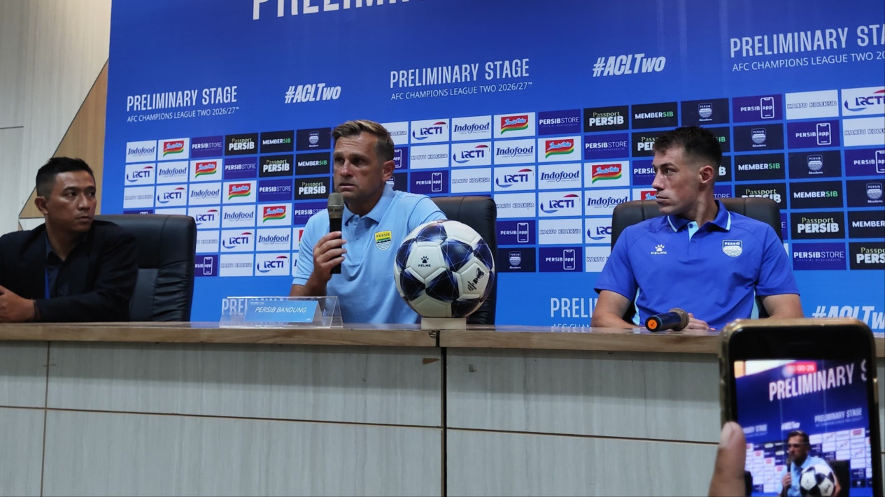 Igor Tolic Apresiasi Perjuangan Persib Meski Susah Payah Atasi Manila Digger
            - galeri foto