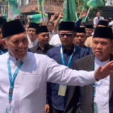 Usai Terpilih Jadi Ketum PBNU, Gus Kikin Pulang ke Tebuireng Disambut Ribuan Santri