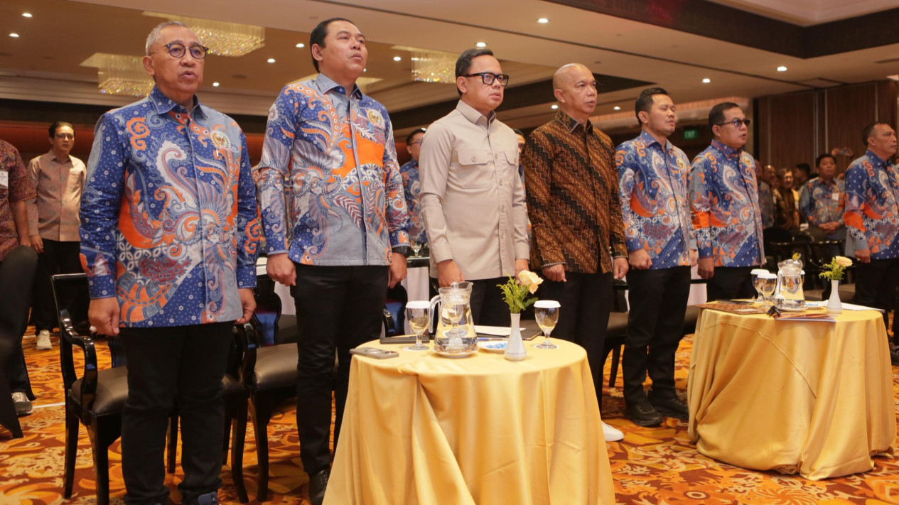 Hadiri Rakernas ADKASI, Wamendagri Bima Arya Dorong DPRD Kabupaten Naik Kelas
            - galeri foto
