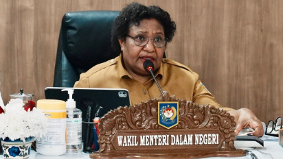 Wamendagri Ribka Haluk Instruksikan Pemda Perkuat Pencegahan Karhutla Sejak Dini