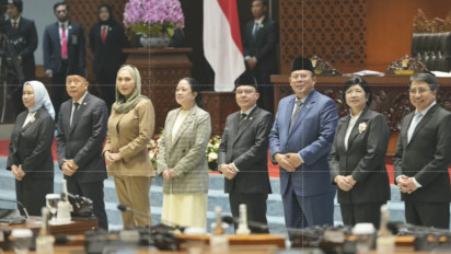 Rapat Paripurna DPR Tetapkan Pimpinan Baru BI: Destry Gubernur, Aida Deputi Senior