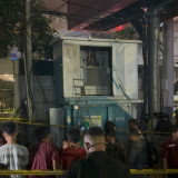 Geger! Diduga Curi Kabel Dekat Stasiun LRT Pancoran, Pria Tewas Tersengat Listrik Tegangan Tinggi