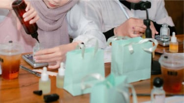 5 Alasan Self-Care Tak Lagi Sekadar Skincare, Mengapa Pengalaman Bersama Komunitas Makin Diminati? 