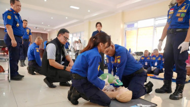 Tinjau Damkar Surakarta, Bima Arya Sorot Risiko Penyelamatan dan Apresiasi Kepedulian Lingkungan