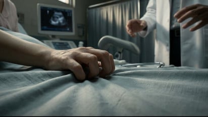 Viral, Dokter Obgyn Diduga Kirim DM Seksual, Mengapa Kasus Ini Lebih Serius dari Sekadar Chat Mesum?