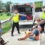 Dump Truk Hilang Kendali, Dua Pekerja Pemotong Rumput Tol Medan-Tebing Tinggi Tewas