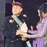 Rekam Jejak Arya Wedakarna Senator Bali yang Kontroversi Hadiri Kontes Waria di Thailand, Pernah Dipecat Jokowi