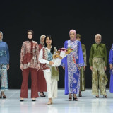 Tak Sekadar Tampilkan Koleksi Pakaian Rancangan Desainer, Pesan kepada Kaum Perempuan untuk Terus Mengejar Mimpi Ditampilkan di Panggung Jogja Fashion Week