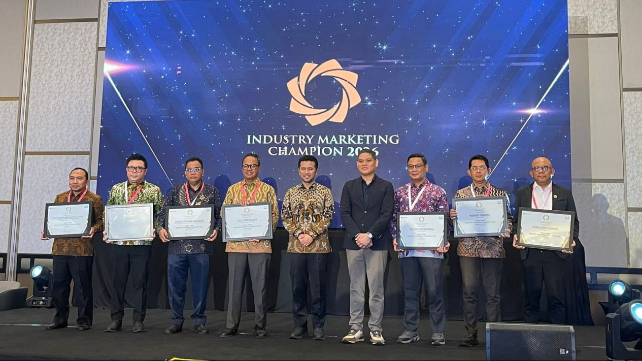 Hari Pelanggan Nasional: BPJS Kesehatan Raih Penghargaan Industry Marketing Champion 2026
            - galeri foto