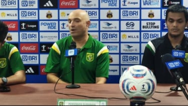 Super League 2026/2027: Ditahan Imbang Bhayangkara FC, Pelatih Persebaya Keluhkan Cuaca dan Angin jadi Biang Kerok