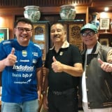 Bobotoh Apresiasi Perjuangan Umuh Muchtar Dampingi Persib Raih Lima Gelar Liga Indonesia