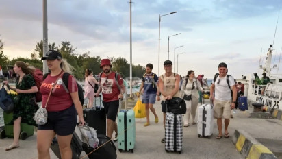 Gawat! Ratusan Wisatawan Mendadak Tinggalkan Gili Trawangan, Ini Penyebabnya