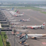 Erupsi Anak Krakatau Berdampak, 16 Penerbangan di Bandara Juanda Disesuaikan