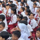 Mulai 7 September Seluruh Sekolah di Jakarta Belajar Jarak Jauh Imbas Abu Vulkanik