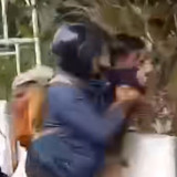 Awalnya Gagal Menyalip, Pemotor Cekik Pengendara Mobil di Jaksel hingga Viral, Pelaku Akhirnya Ditangkap