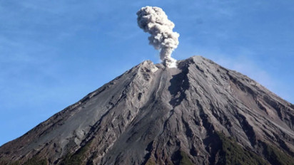 Gunung Semeru Erupsi, Kolom Abu Capai 1.000 Meter, Status Siaga