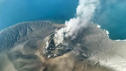 Badan Geologi: Erupsi Menerus Gunung Anak Krakatau Berakhir Setelah Berlangsung 25 Jam
