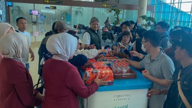 Penerbangan Yogyakarta-Jakarta Batal Imbas Erupsi Gunung Anak Krakatau, Penumpang Kecele di Bandara: Baru Diinfo 30 Menit Kemudian